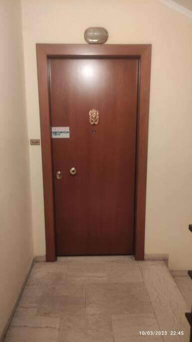 Sq Varnava Appartment Athen Eksteriør billede