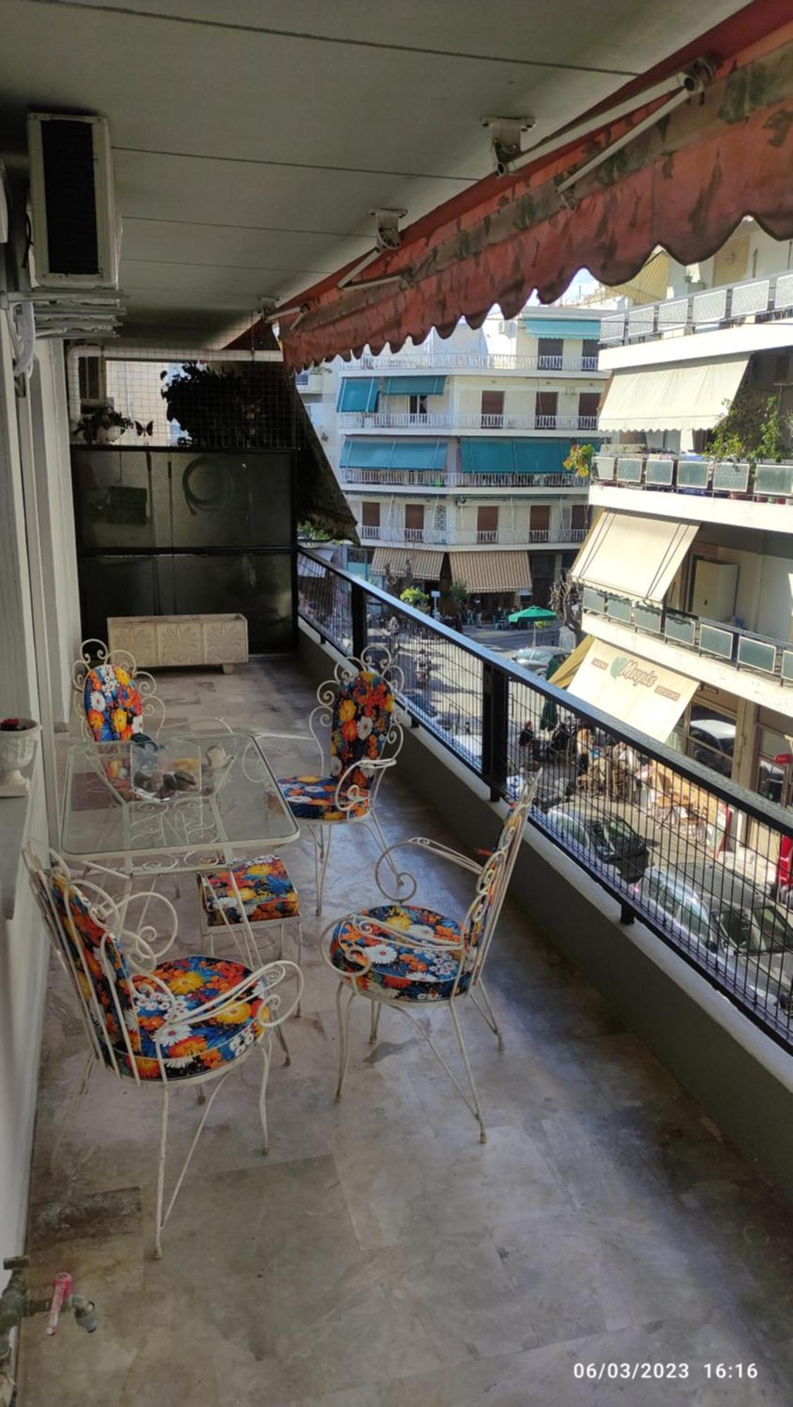 Sq Varnava Appartment Athen Eksteriør billede