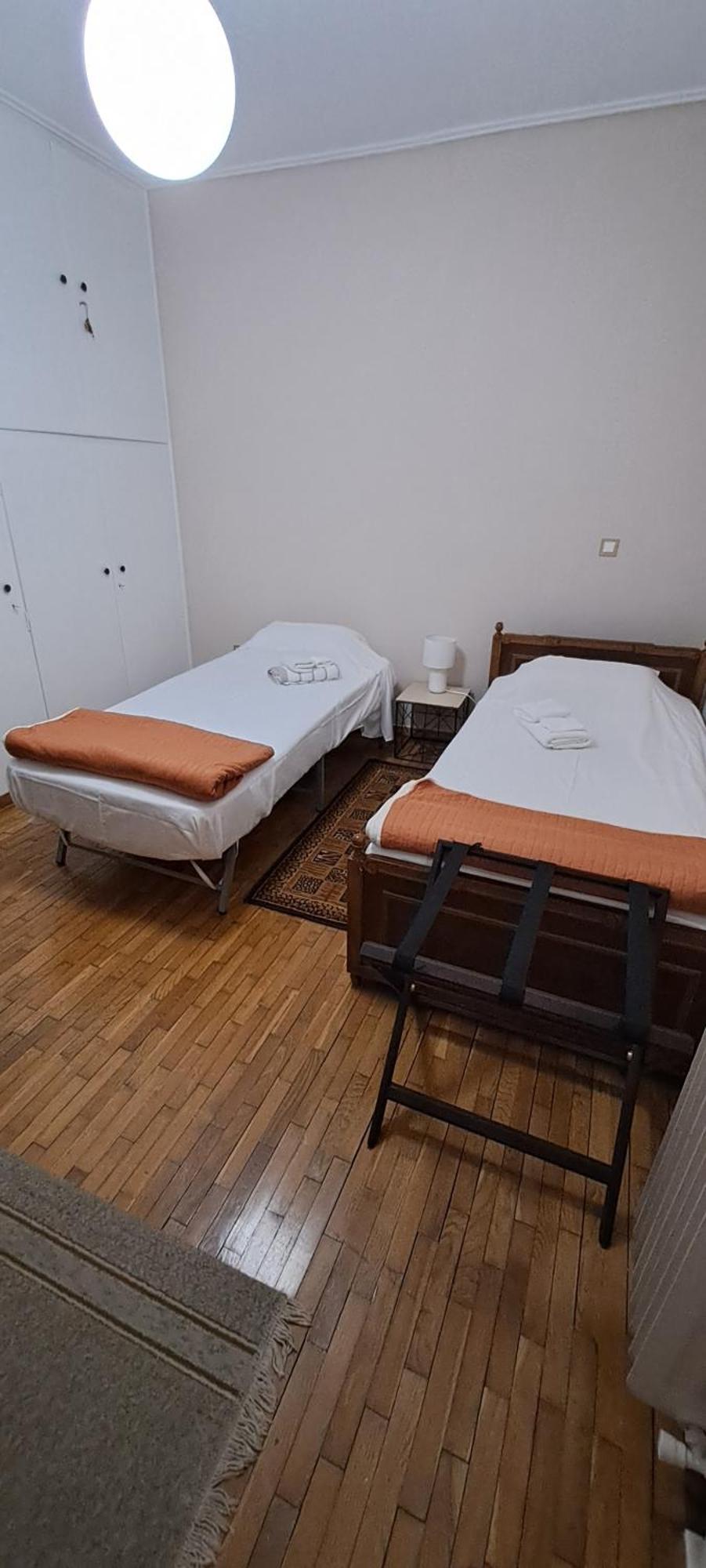 Sq Varnava Appartment Athen Eksteriør billede